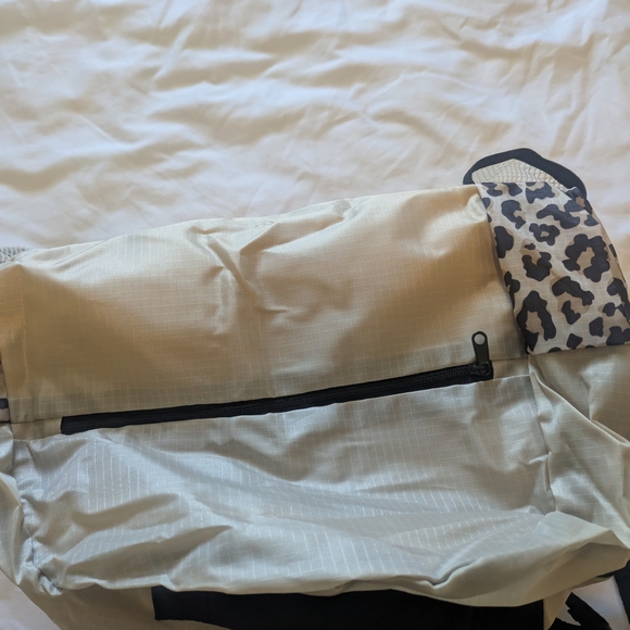 APL Leopard Print Packable Travel Backpack - Picture 10 of 10